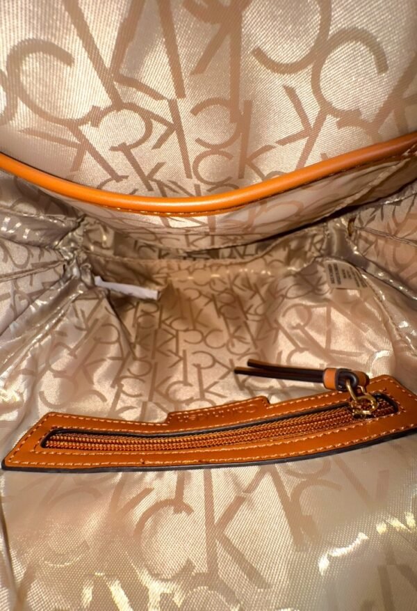 CALVIN KLEIN - LILIAN BACKPACK - Image 4
